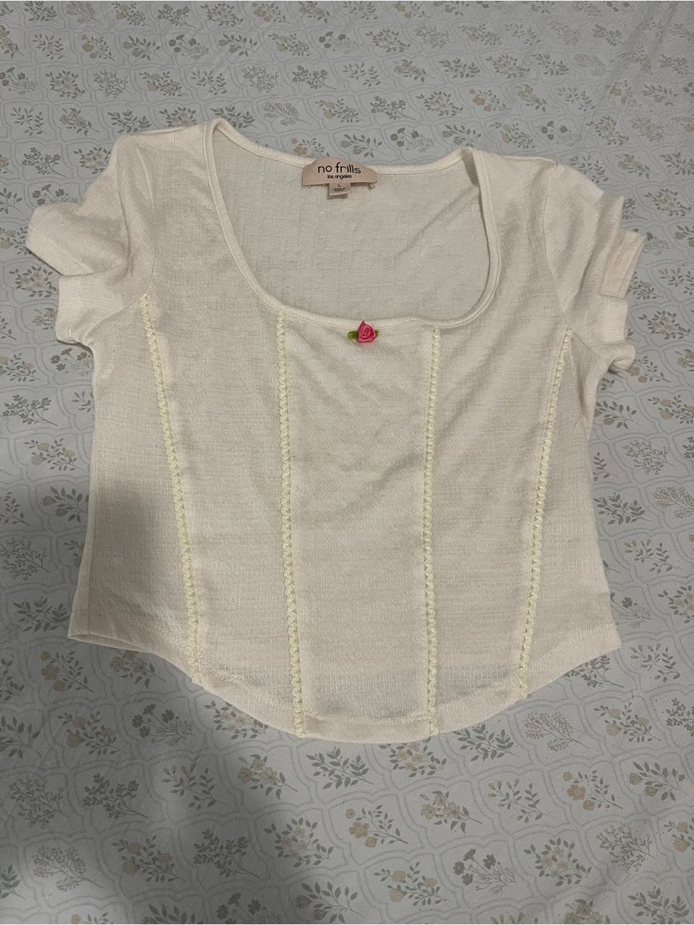 Cream Scoop Neck Short Sleeve Top with Rose Detail